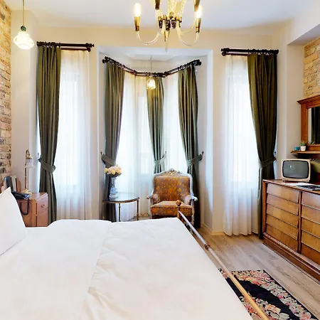 Des Arts Galata